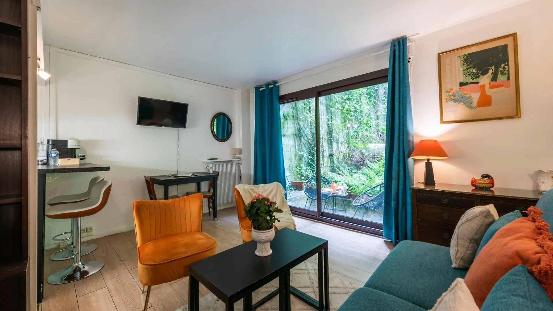 Studio A Montmartre Avec Terrasse Parigi Francia